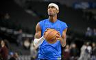 球砸不倒，撐起聯(lián)盟運轉的NBA球童英雄，揭秘汗水斗爭日常。
